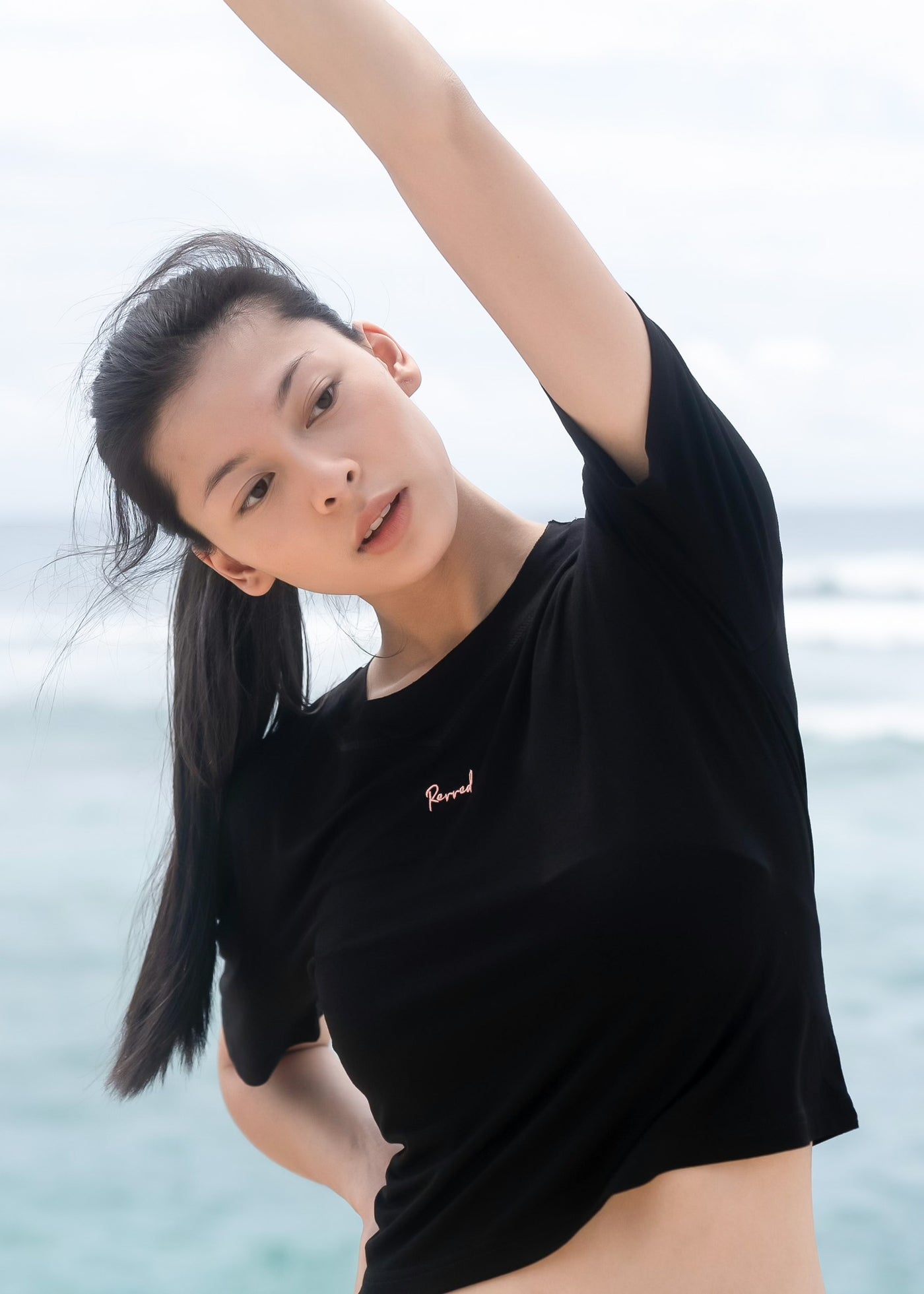 Relaxed Crew Neck Tee (Jet Black)