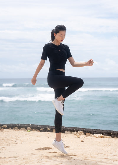 Relaxed Crew Neck Tee (Jet Black)